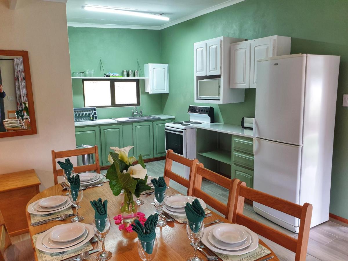 Gooderson Leisure Mountain View Cottages Self Catering And Timeshare Resort 德拉肯斯堡花园 外观 照片