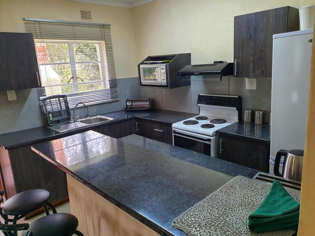 Gooderson Leisure Mountain View Cottages Self Catering And Timeshare Resort 德拉肯斯堡花园 外观 照片