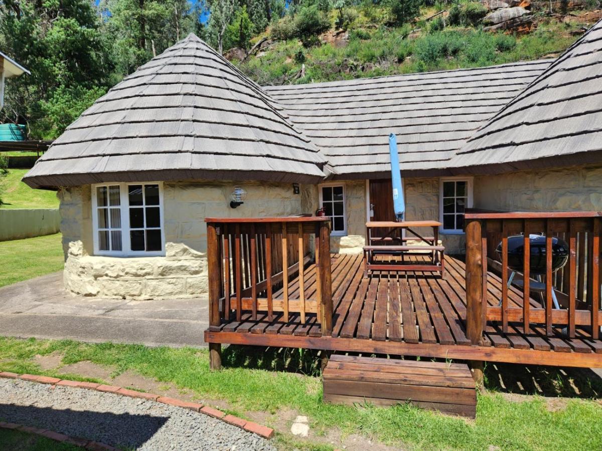Gooderson Leisure Mountain View Cottages Self Catering And Timeshare Resort 德拉肯斯堡花园 外观 照片