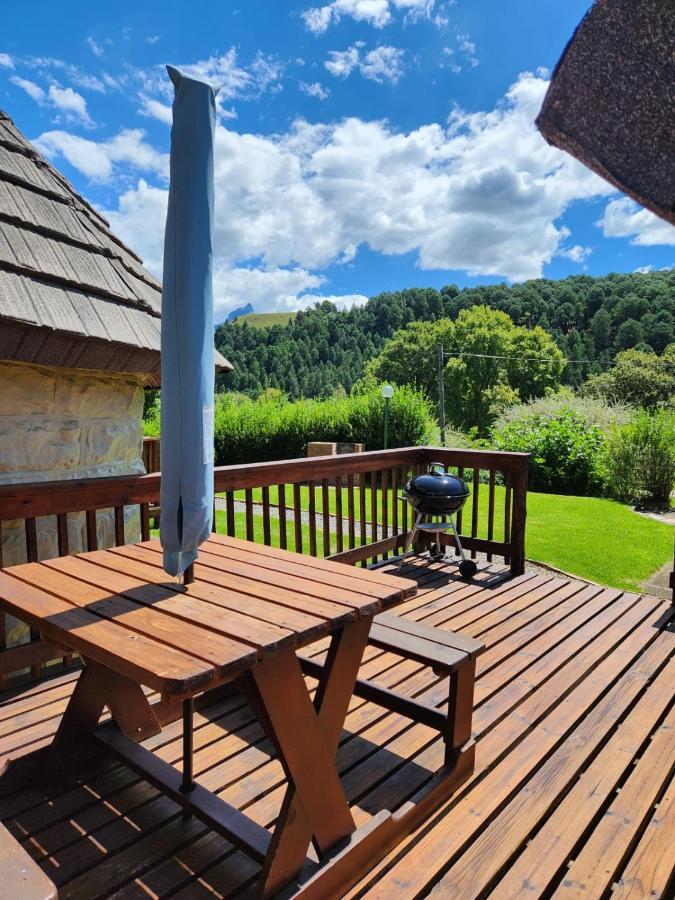 Gooderson Leisure Mountain View Cottages Self Catering And Timeshare Resort 德拉肯斯堡花园 外观 照片