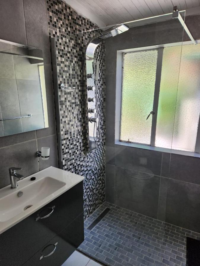 Gooderson Leisure Mountain View Cottages Self Catering And Timeshare Resort 德拉肯斯堡花园 外观 照片