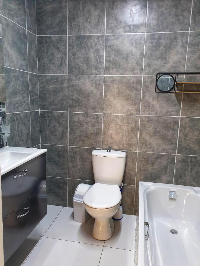 Gooderson Leisure Mountain View Cottages Self Catering And Timeshare Resort 德拉肯斯堡花园 外观 照片